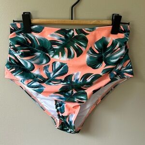 Cupshe High Waisted Ruched Bikini Bottom Sz M NWOT‎